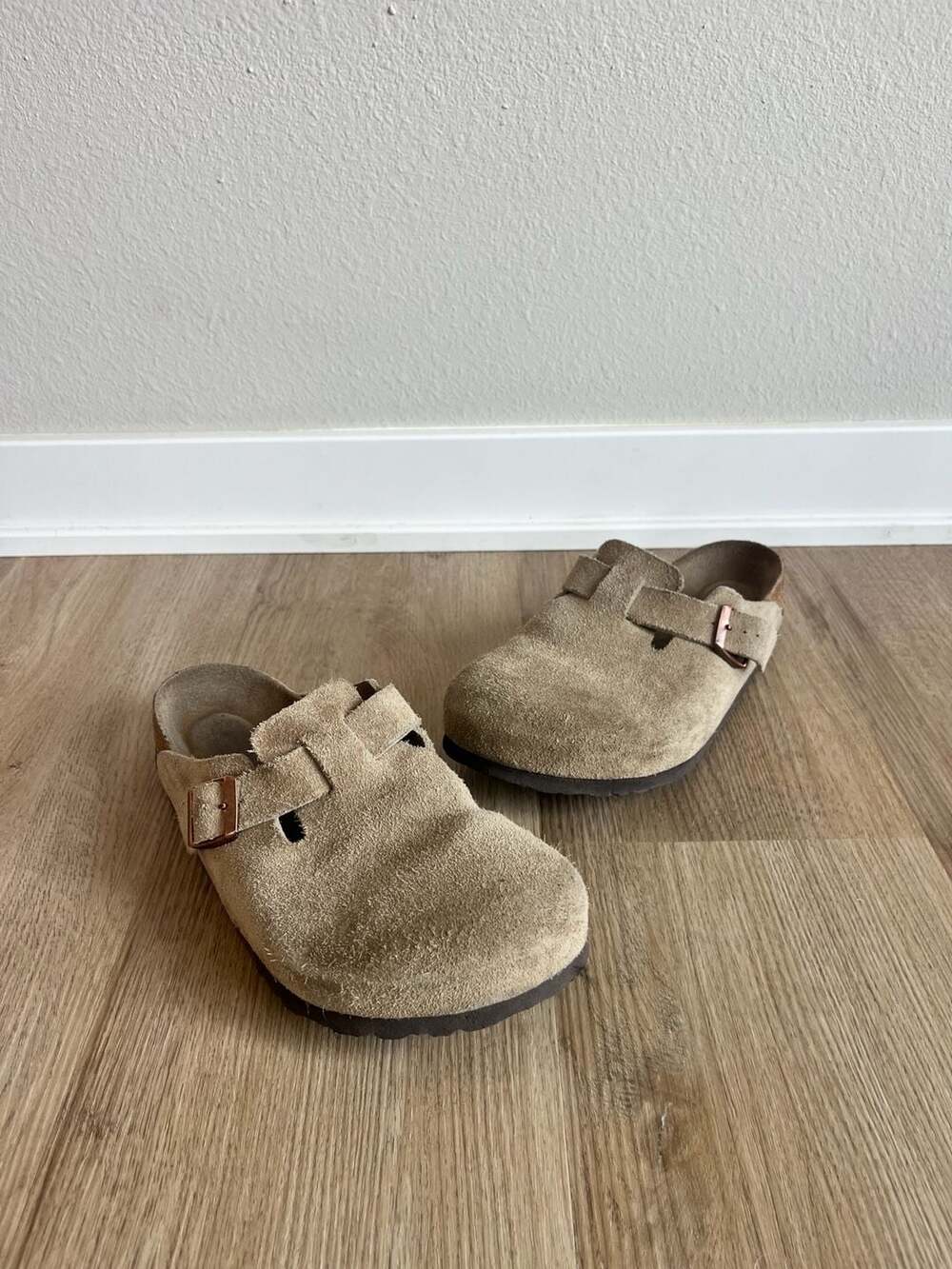 Birkenstock,Boston Soft Footbed Suede Leather Clog,Taupe,Slip Ons,EU 39/US 8-8.5